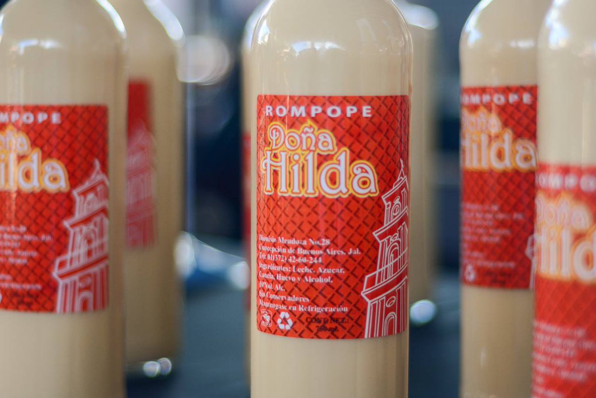 SaderJal's tweet photo. Para promover y posicionar productos de valor agregado en el mercado, la #SADERJalisco invierte 3 millones de pesos a través de su programa de Promoción y comercialización.

Así invitamos a los productores a participar en ferias, pabellones y exposiciones.

#JaliscoRindeFrutos https://t.co/zhg7GZKEcC