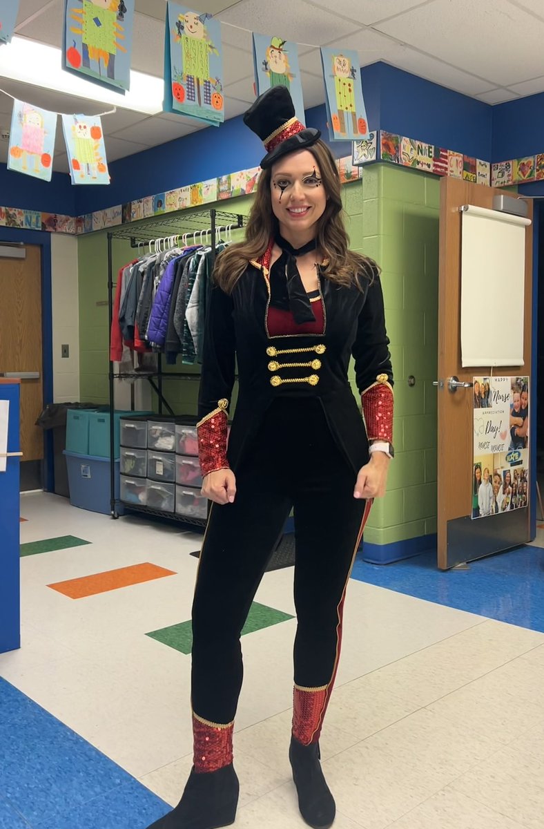 S_Oberle's tweet image. Oh you know, just another week of managing this circus of a life.
#momteacherstudent
(#cognitiveload)