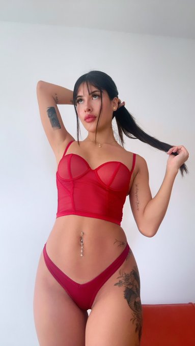 hey what&rsquo;s up? 🍒 https://t.co/A8IC3QlSI2<a href="/tag/nsfw"class="tags"><span>#nsfw</span></a>