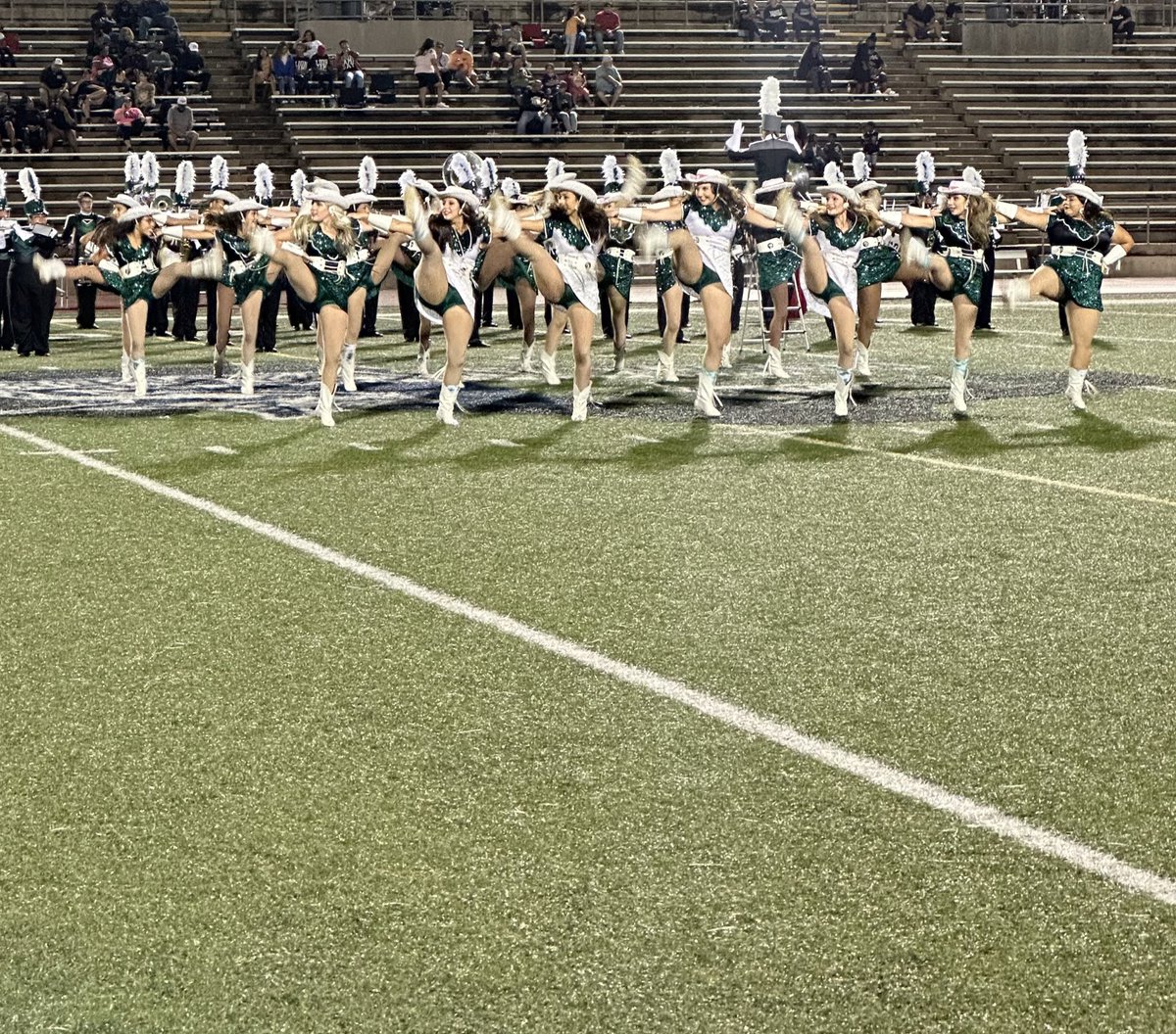 Ginger Carrabine tweet media