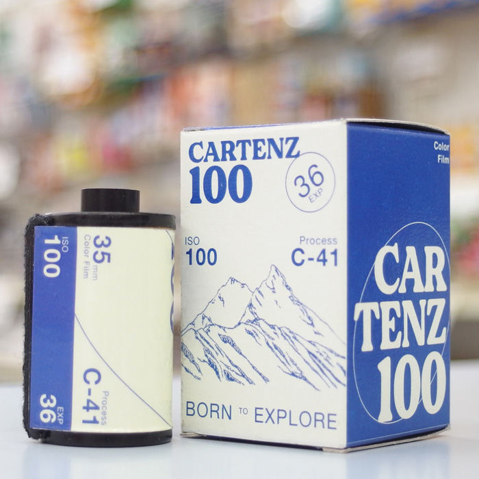 champcamera's tweet photo. CARTENZ 100 by #たまプラーザ 店
インドネシアからの #映画用フィルム をベースに作られた #カラーネガフィルム です。人とは違った発色を楽しみたい方はぜひ一度お試しください。
#CARTENZ100 #EXPLOREFILM #ISO100 #たまプラ #田園都市線
https://t.co/t7SNRztOtT https://t.co/W7FJxY9N24
