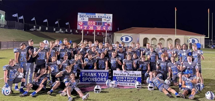 YOUR Decatur Eagles are football district champs! Let's gooooo!
#toughwins
#weAREdecatur