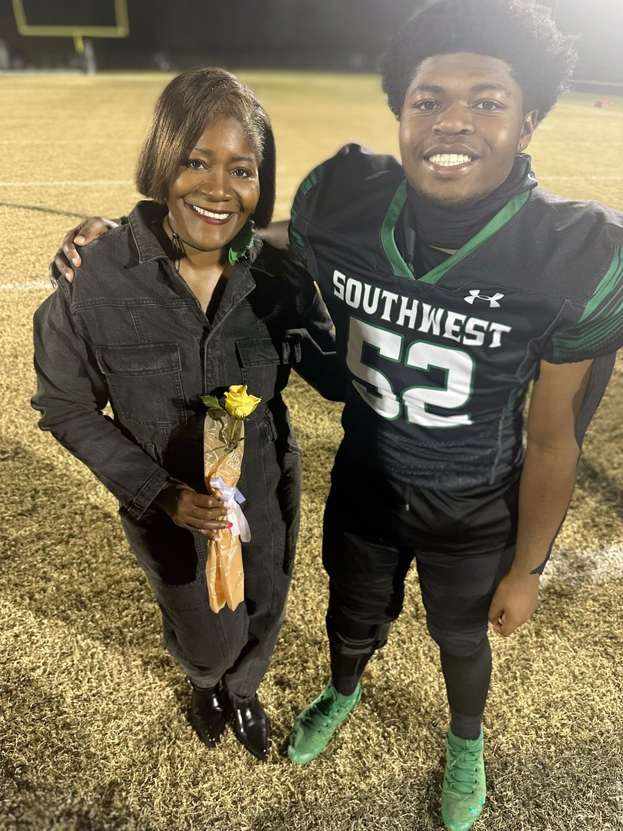 jackiejohnson's tweet photo. @EvanJ_52 You are always a champion in my book #ProudMom @SWGHS_Football #EvanJohnson #52 #SeniorNight https://t.co/q71ZxfbZZH