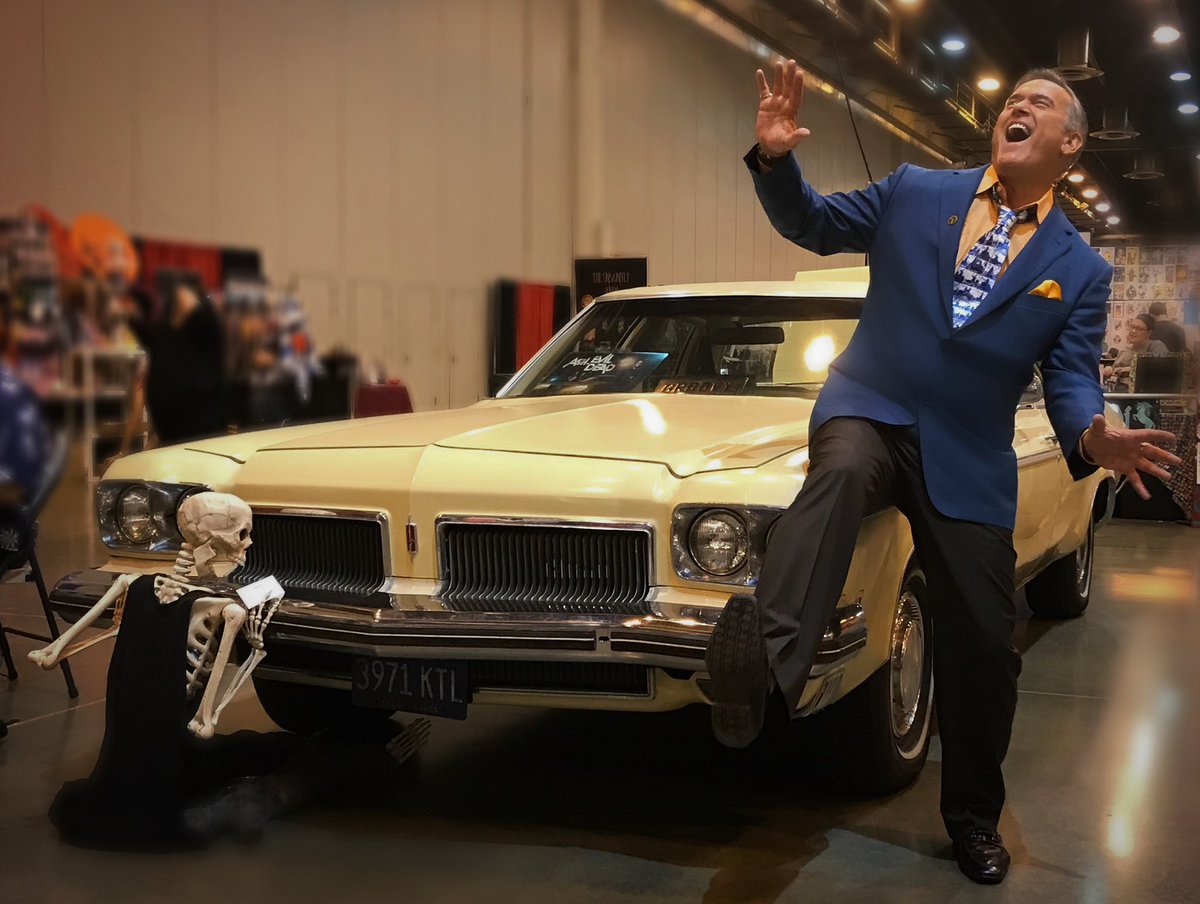 This holiday season, always be careful crossing the street.