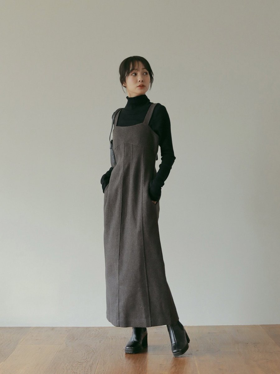 n_with_official's tweet photo. 🏷️cut cami one-piece (gray)

暖かみのある表面感が特徴のキャミソールワンピース。
立体的なコルセットの様な仕立てで、ボディラインをきれいに見せてくれると同時に脚長効果も期待できるデザイン。

▼商品詳細はこちら
https://t.co/PETHdXIARv…

#nwith https://t.co/ND3v8yjfol