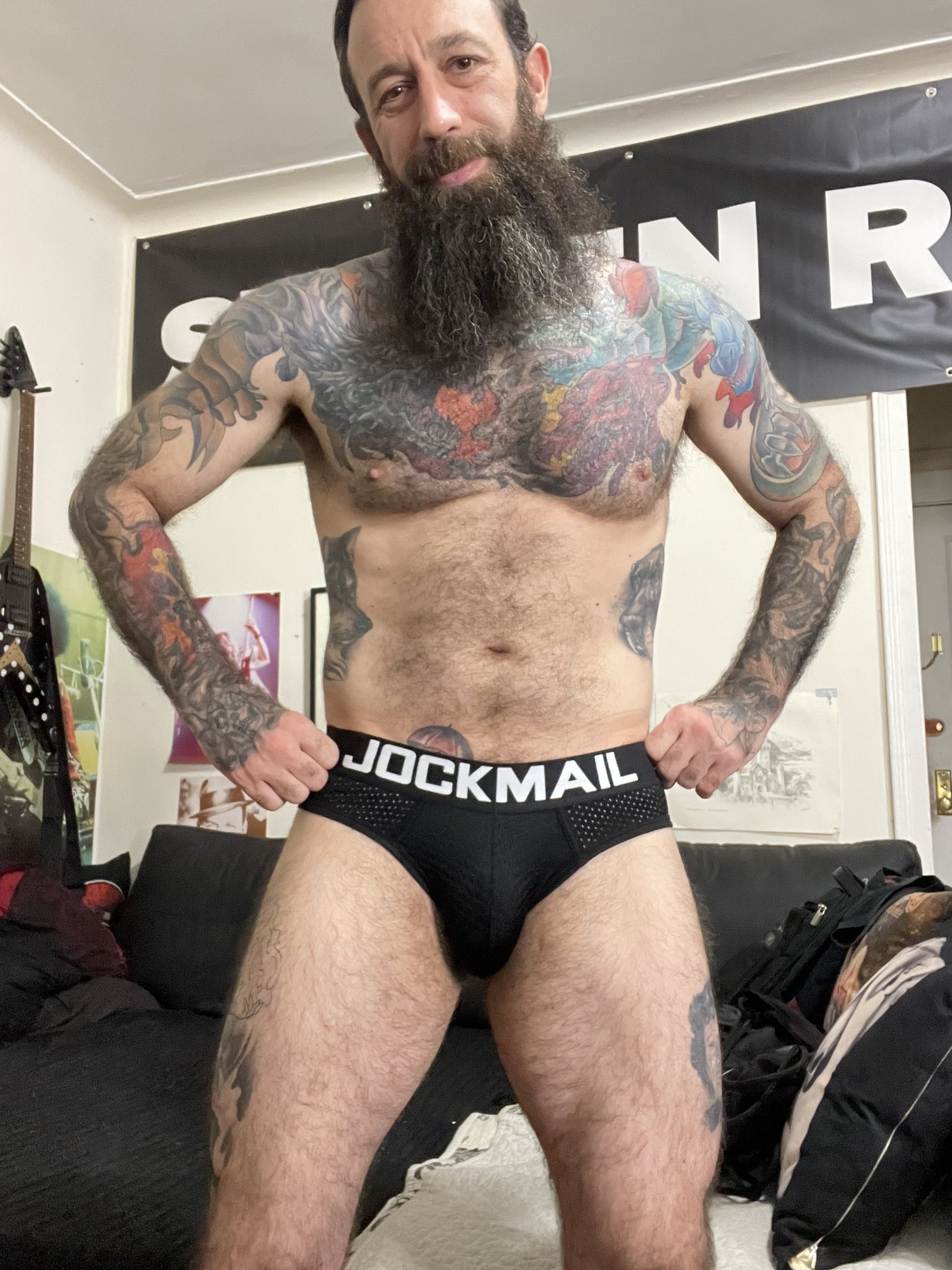 Got some new undies I’m showing off tonight! Let’s see if I can slip out of them ;) https://t.co/kvaupd9nzt https://t.co/Swob12bY9y