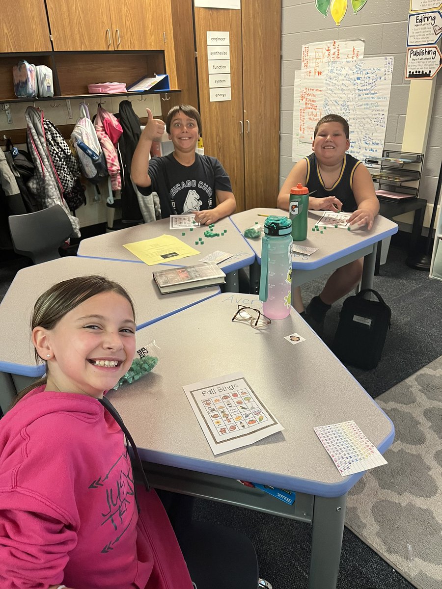 hughes_hanover's tweet photo. All-School Bingo was a hit! Celebrated reaching our goal, and another awesome week! π π π π½
@HanoverHuskies #4throcks https://t.co/Mvotw4jE0K