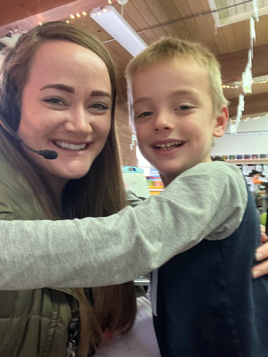 ErinSinner's tweet photo. Officially Catalyst Certified ✅
It’s been a whirlwind of a week - 21 classrooms at 7 schools in 5 days, including an honorable mention with the best kindergartner around. Plus I had the best group of colleagues to train with! #FPSproud #CatalystApproach https://t.co/BenBh6E6DM