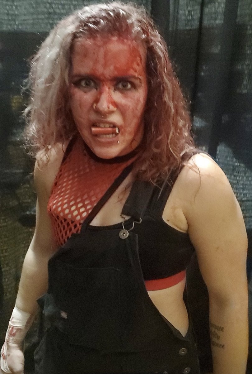 ＢＬＯＯＤＹ ＷＲＥＣＫ