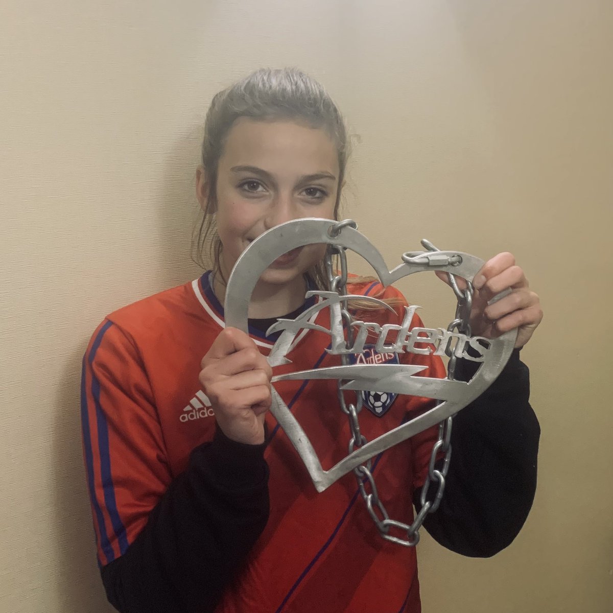 4-0 semi-final loss to Holy Cross. Navy Louma had the ❤️ of an Arden. Play for bronze tomorrow ⚡️⚽️⚡️ <a href="/swacsports/">SWAC SPORTS</a> <a href="/SCCHS_Comp/">SCCHS_Comp</a>