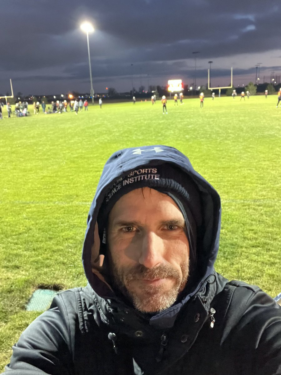 After 12 seasons (255 practices &amp; 98 games) of collecting data (head impacts &amp; video) tonight is my last night covering a SD Jr FB game. The weather Gods blessed me with some cold temps. 🥶
