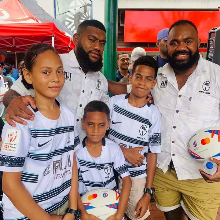 TheUnderKava's tweet photo. Meet &amp; Greet With Our Warriors ❤ https://t.co/MtYGrY9YKT