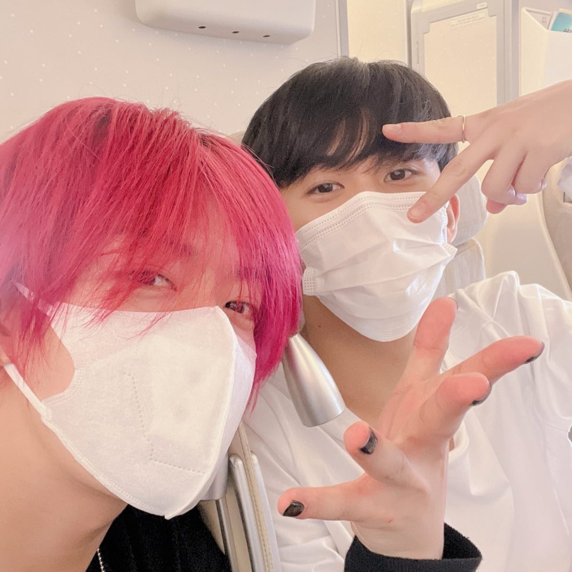 LOOKSMKL's tweet photo. ✈️ https://t.co/hUXPY0hIWQ