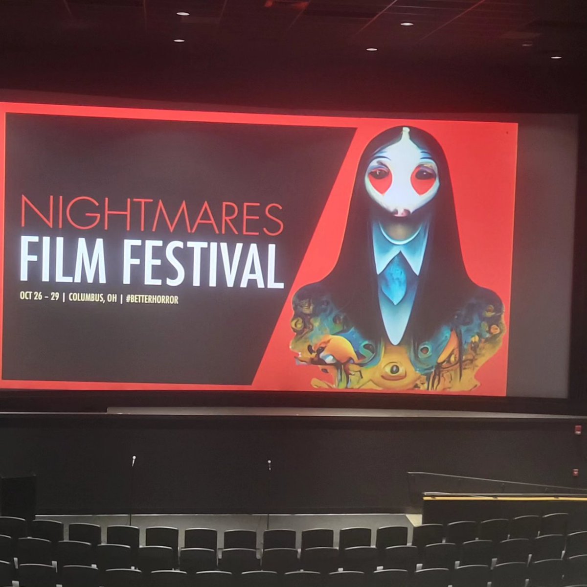So excited to meet @stewartsparke, Lyndsey Craine, and Cal O'Connell at @NightmaresFest. @htkmonsters was a hilarious, bloody fun movie.