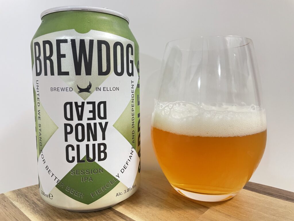 home_drinker's tweet image. ブログ更新しました🐕
home-drinker.shop/dead-pony-club…
　
BREW DOG2連発！DEAD PONY CLUB 🐎
たまたま300円台で安く買えました。
クセはありますが、とても複雑でパラメータが高い逸品！ウエストコーストが好きになります🇺🇸
#BREWDOG
#deadponyclub
#sessionipa
#西海岸
#ウエストコーストスタイル