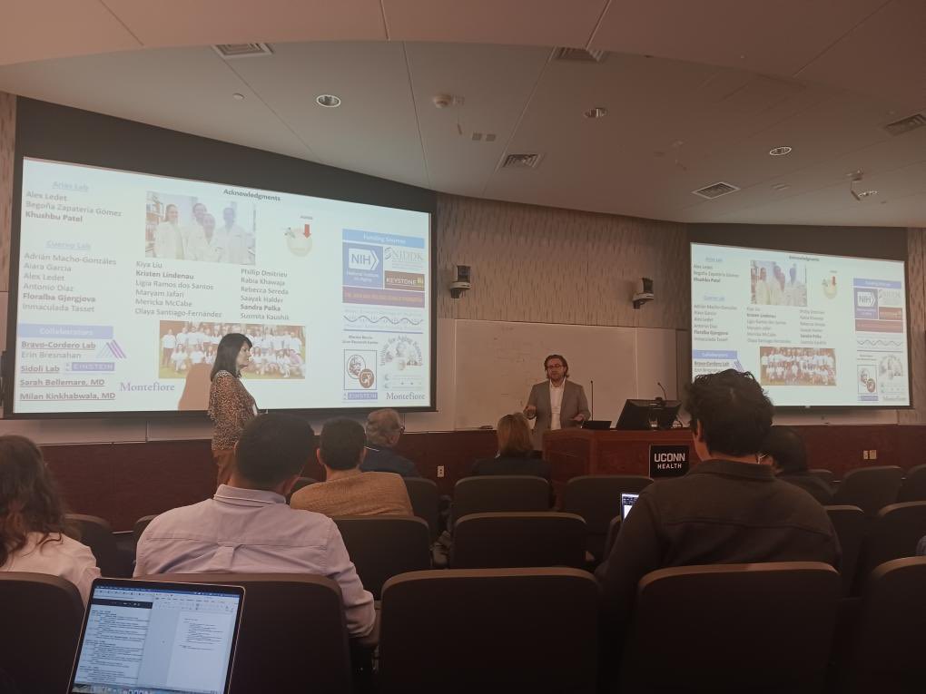 The Cuervo Lab (@amcuervolab) on Twitter photo Cuervo lab dividing forces today as <a href="/alexanderjledet/">Alex Ledet</a> (co-mentored by <a href="/EAriasLab/">EAriasLAB</a>) presented his work at the Glenn Symposium of Aging. Great job! Also, nice to see Cuervo alum Jamie Schneider ☺️ Cuervo lab dividing forces today as <a href="/alexanderjledet/">Alex Ledet</a> (co-mentored by <a href="/EAriasLab/">EAriasLAB</a>) presented his work at the Glenn Symposium of Aging. Great job! Also, nice to see Cuervo alum Jamie Schneider ☺️