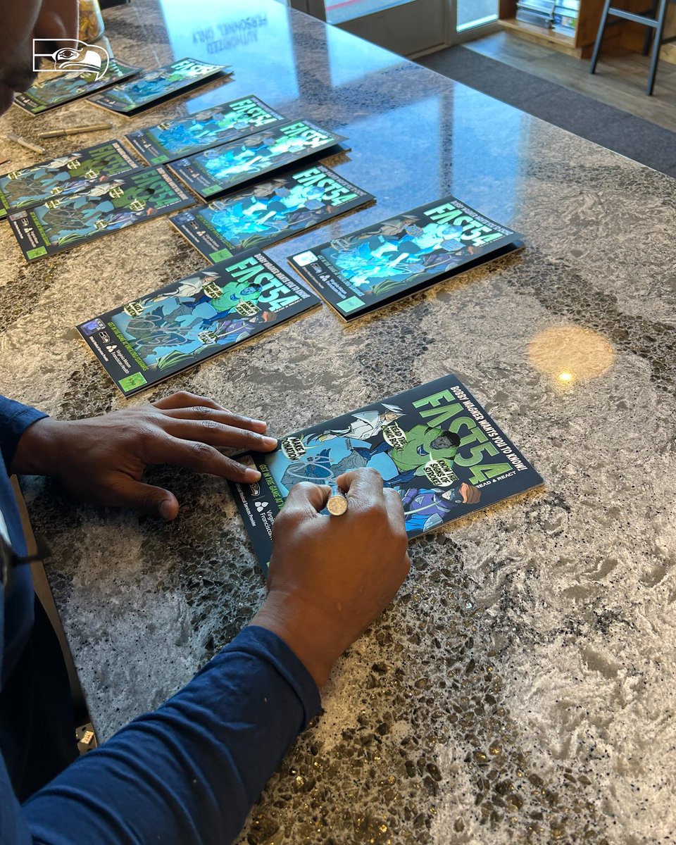 Seahawks's tweet photo. Continuing to support stroke awareness.

In honor of World Stroke Day this Sunday, @Bwagz autographed 540 Limited Edition Holofoil FAST54 comic books in partnership with @VMFHealth. https://t.co/z3nAt3aYHj