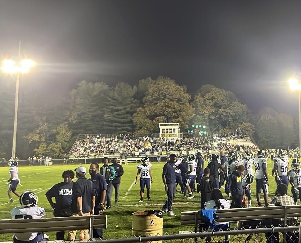 CCCLionsFB's tweet image. #OnTheHunt
#TheProg24m
#DetroitsJUCO