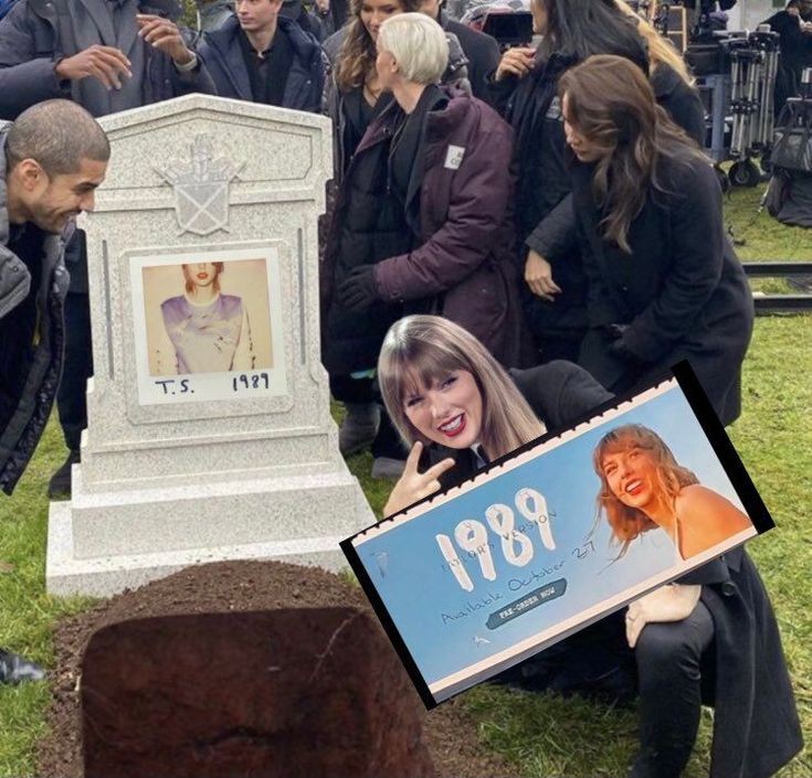 takeaswiftime's tweet image. 