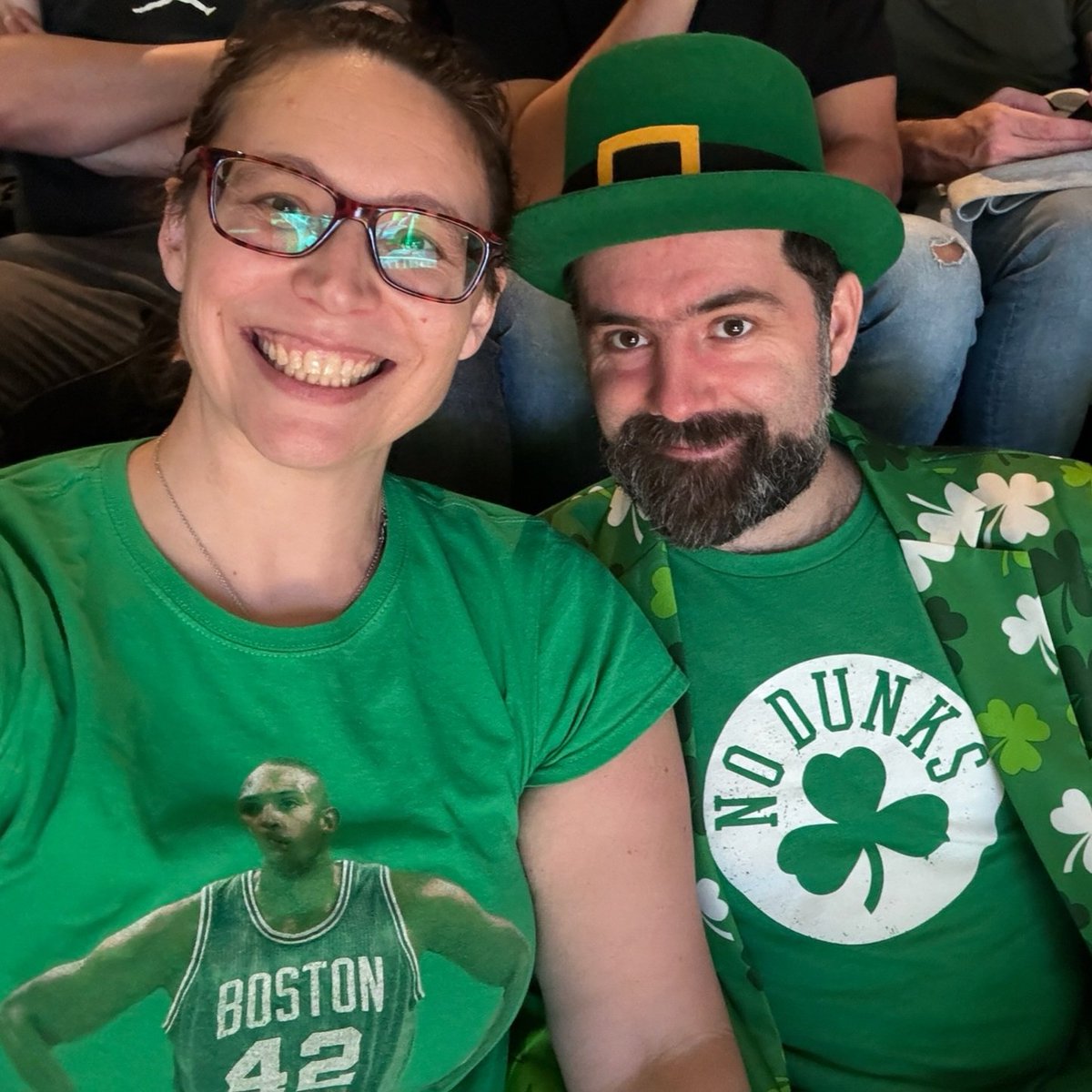 MasterCheev's tweet photo. Beantown basketball is back! 🍀🍀🍀 https://t.co/VmoSJ4eh2L