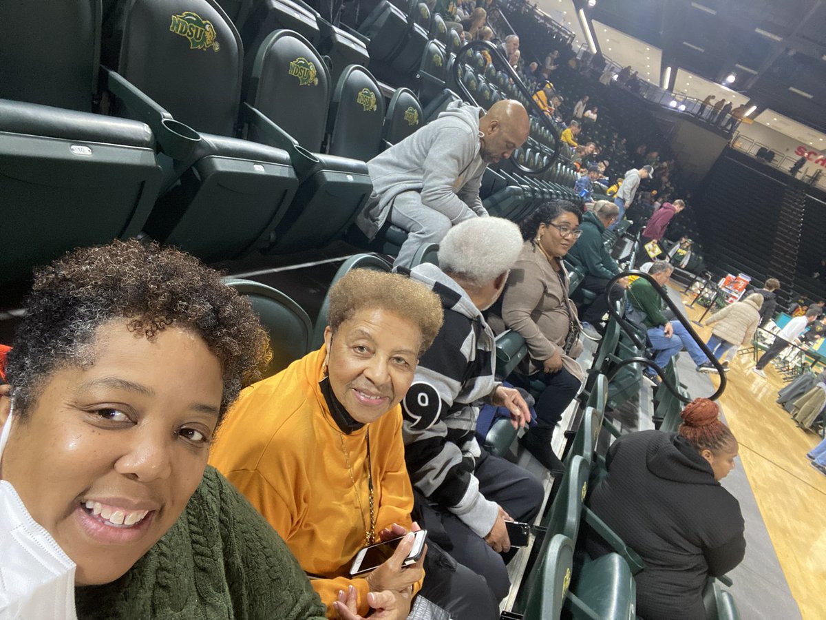 pamelaygreer's tweet photo. Greer Family Joy!

Go Greers!

No matter what - We Win!!!

Captain Caleb Greer#11 and Coach Camron Greer (NDSU)
#SCHEELSGAMEDAY https://t.co/9kFQWbXiPw