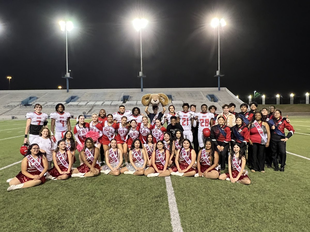 Waltrip Cheerleading tweet media