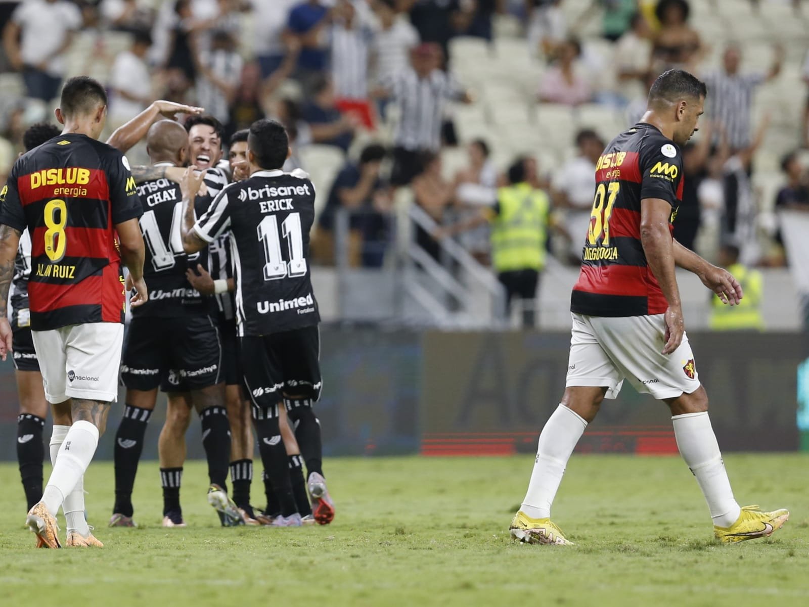 📱 Transmissões de 2ª: Fla x Vasco, Paulistão e jogos grátis no OF