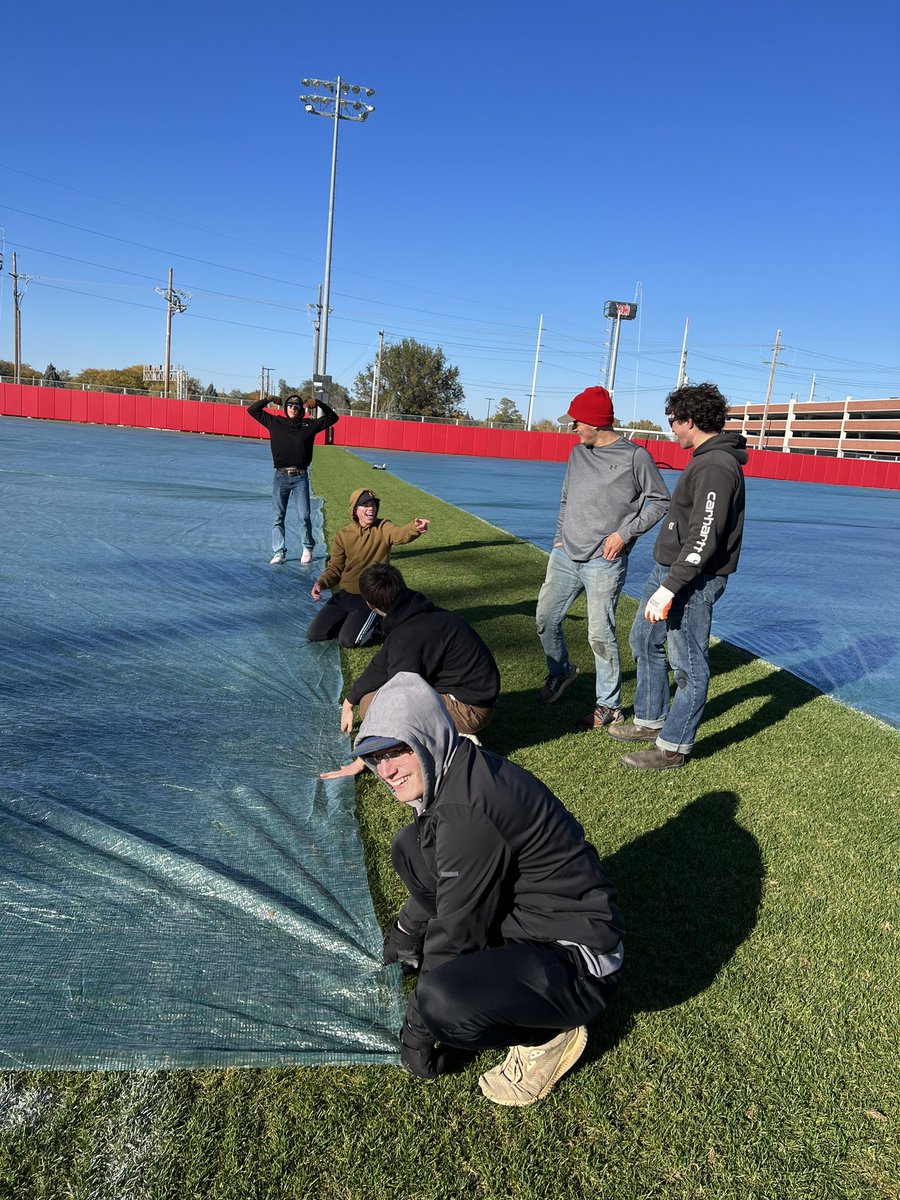 Nebraska Turf tweet media