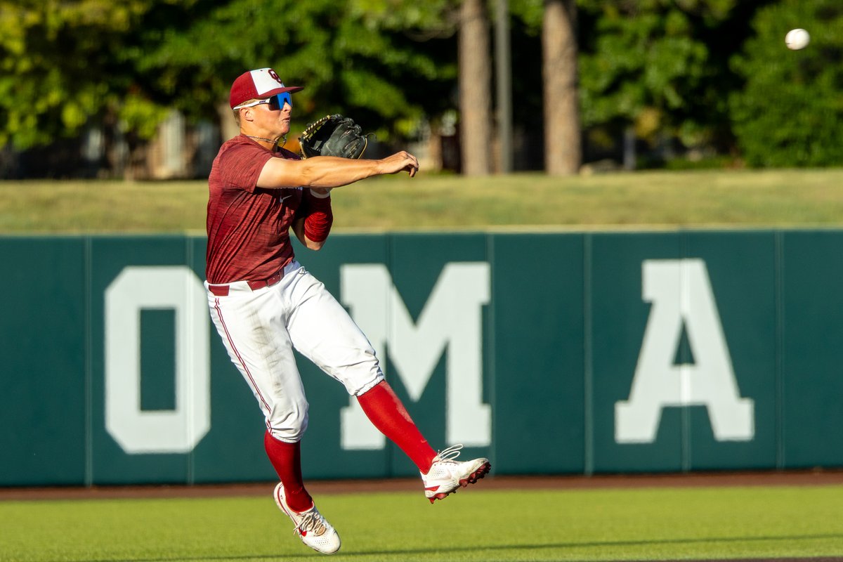 OU_Baseball tweet picture