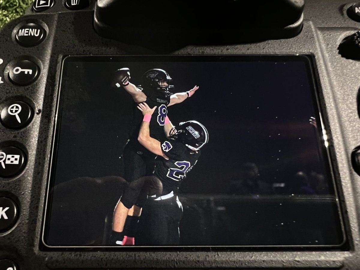 CheapSeatsPhoto's tweet photo. 4:29 left in the 1st qtr

@EurekaFootball - 35
@psouthfootball - 0

@EhsFbBoosters @EHSActivityDir @sink_corey @EHS2026AP 
@myleaderpaper @hssportscaravan @PrepSportsSTL @STLhssports @LiveStreamSTL @MetroSportsSTL @scoreboardguy #FNL #C5D2 #pick6 @ryanthornhill22 https://t.co/D31LbNUWJx