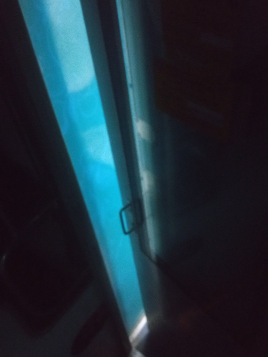 skagarwal2007's tweet photo. They removed the door closer &amp; now the door remains open all the time &amp; railmadad complain no 2023102800810 is closed or resolved. What a joke @RailwaySeva  @RailMadad @RailMinIndia https://t.co/hM65ARIkFL