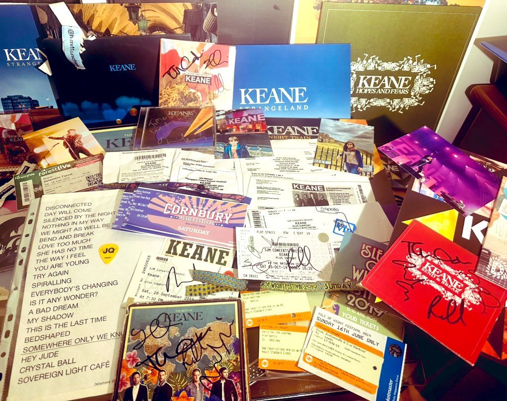 m_imnk's tweet photo. @keaneofficial I can’t find my tickets from Valencia4ever or Lokersee, this is what I could find (still some cds in the car in any case the Internet crashes!). My first Keane memories they’re in my heart, shared memories listening to your music 🧡#Keane20 #SomethingOnlyYouKnow https://t.co/FpEl2wqpuf