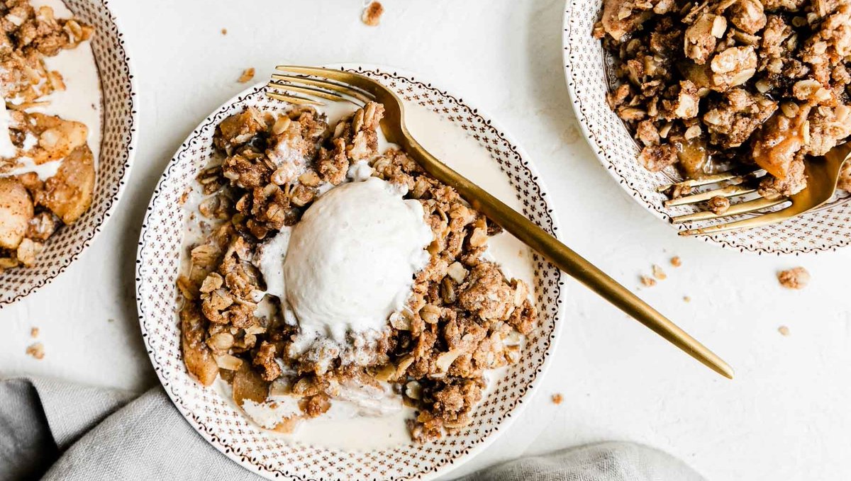 BDRdaily's tweet photo. Which of These Spiced Apple Recipes Should You Make?
https://t.co/m6yuglhCWO
#apples #apple #appleseason #applerecipes #seasonalrecipes #fallrecipes #fallflavors #fallspices #fallfruits #fallproduce #recipes #desserts #dessertrecipes #applepie #applecrisp https://t.co/VMurLs9WLu