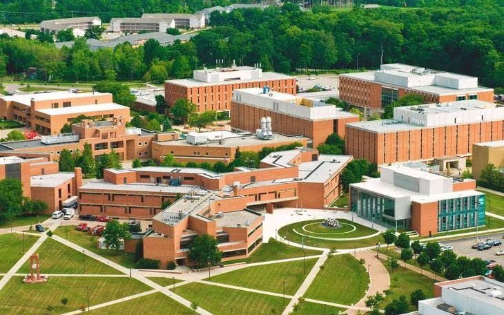 #AGTG Blessed to receive my first offer to play football at <a href="/WrightStFball/">Wright State Club Football</a>💪🏽💪🏽💪🏽 
<a href="/dsmith060488/">Donnie Smith</a> <a href="/WSU_ClubSports/">Wright State University Club Sports</a> <a href="/PhilMellon1/">Phil Mellon</a> <a href="/D1boundfendi48/">COACH JACKSON🐺</a>