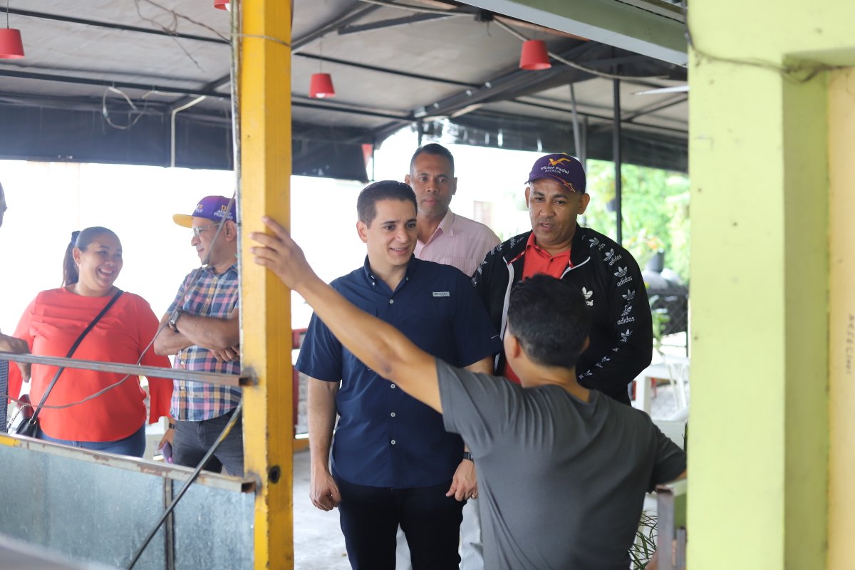 VictorFadulL's tweet photo. Hoy visitamos la parte alta de Santiago, Gurabo. Una comunidad de constante crecimiento, de gente cálida y emprendedora.

#Gurabo #Víctorfadulalcalde #santiagosomostodos https://t.co/2zUBoEYWwV