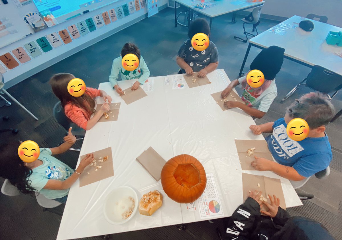 Today we combined science &amp; math, and explored our five senses with pumpkins and counted all the seeds in 2 pumpkins! 🎃👩🏼‍🔬 We later voted on faces and names to give our class pumpkins!