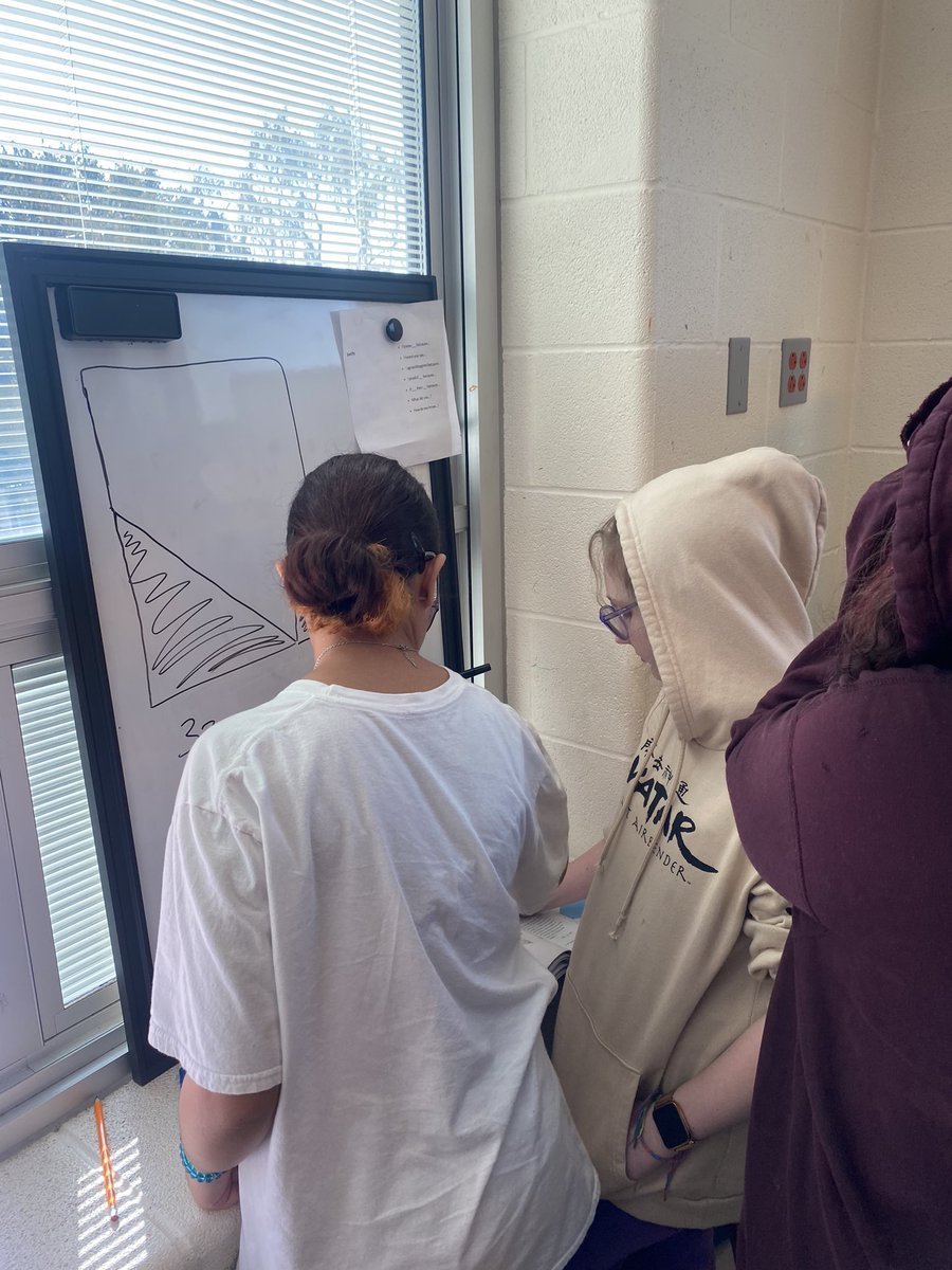 tzelwin's tweet photo. Scholars in grade 7 @OrchardSTEM learn how to compose and decompose irregular shaped figures to find areas using @thinkingclssrms @DrWarrenMorgan @MayorBibb would love to show you how we do it! #CollaborativeThinking #STEM #CMSDProfileOfAGraduate https://t.co/sxM5GHW8zJ