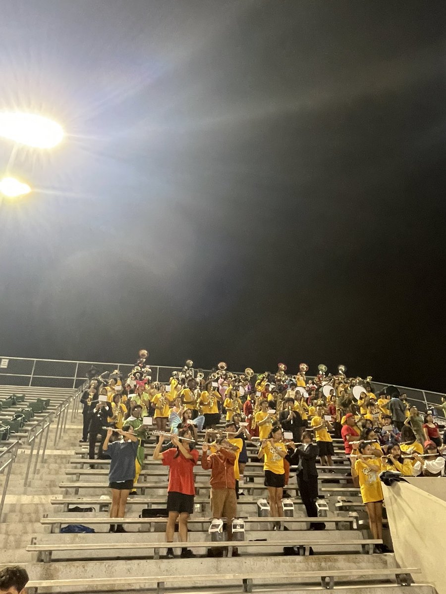 Having fun hanging with the @KFHS_Band tonight at their game! Love the costumes! Great to see our old @Klein_Int_Band students in the stands playing! Go KF!