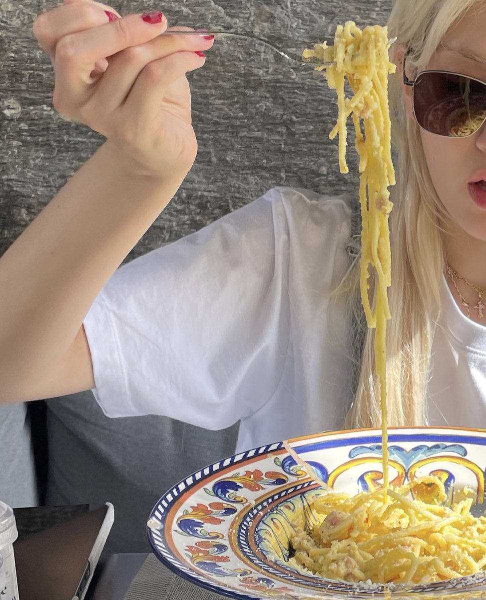 somiddoma's tweet photo. Being a food lover knows no borders, and in my world, you can’t say no to every stop that promises a culinary delight. It’s on the list! New York’s culinary scene? An eternal journey through taste, leading me to foodie paradise! 🍽️ https://t.co/0tUG8n8r9x