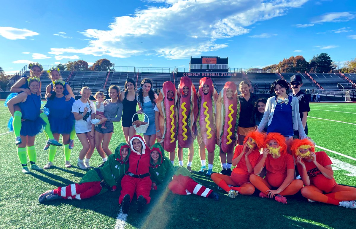 Happy Halloween! Have a fun and safe weekend <a href="/WuGirls_Soccer/">Woburn Girls Soccer</a> 👻⚽️