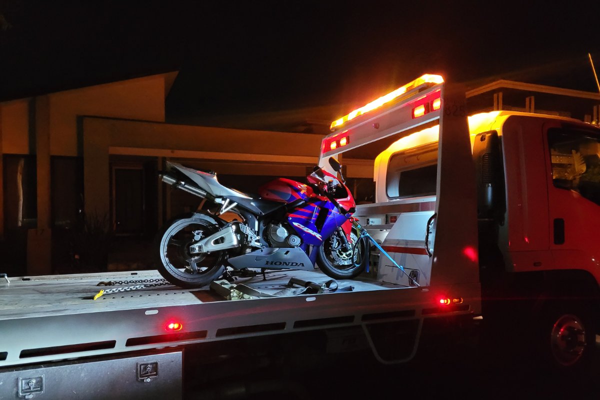 A teenager has been charged and will appear before court after he was detected more than 120km/h over the speed limit in Dandenong overnight. Read more ➡ go.vic.gov.au/40gf8gj