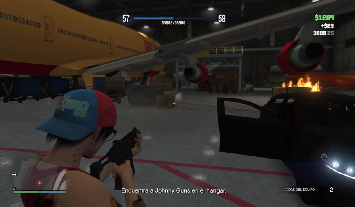 lovelyandy777's tweet photo. Noche de #GTA con @cejotaflores https://t.co/b2LYqei9r5