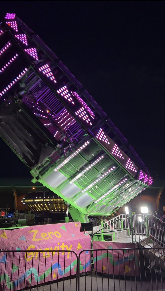 NAU's tweet photo. Friday night lights, NAU style 🎡
#NAUHomecoming https://t.co/nZHcwVVWi8