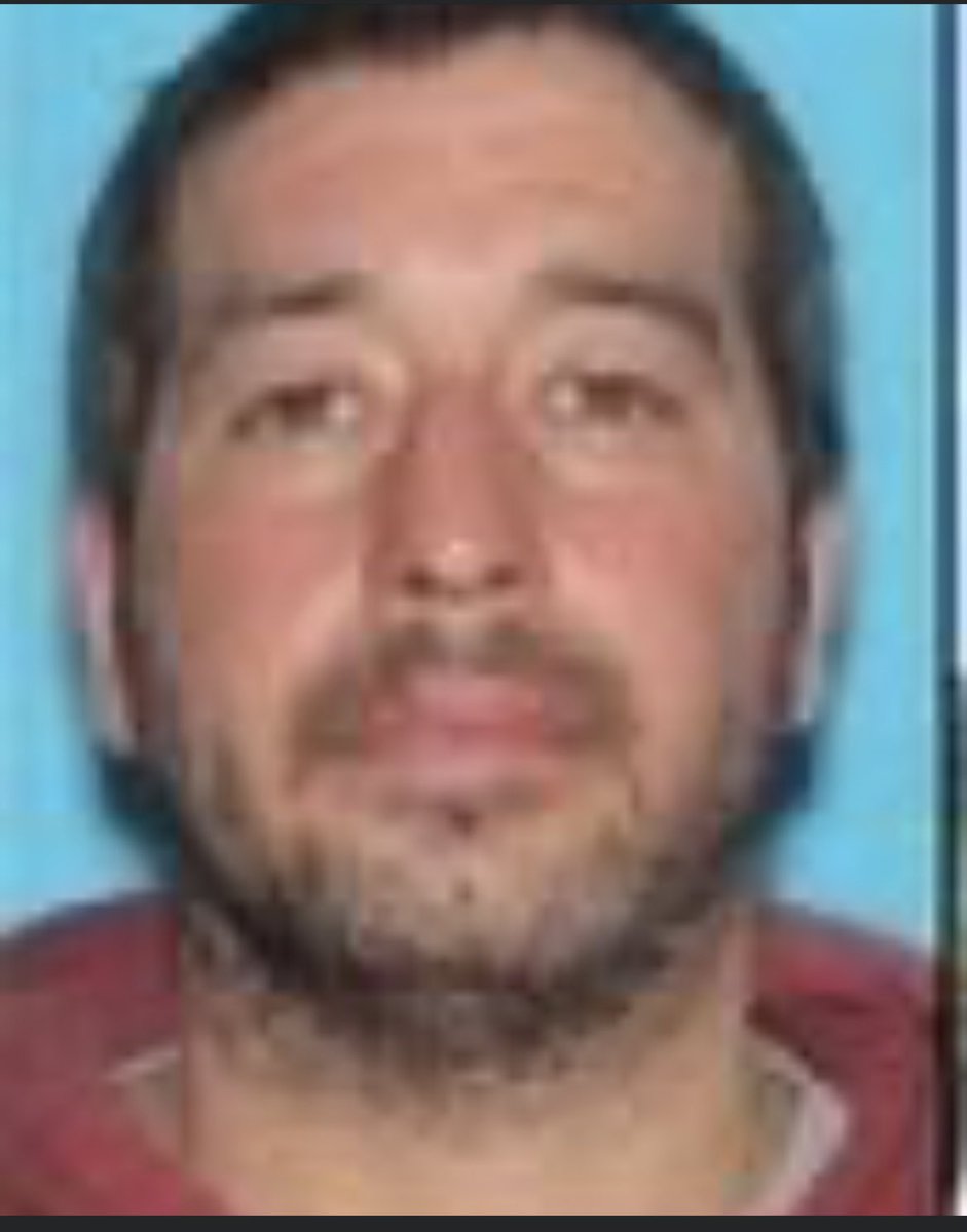 jmolmud's tweet image. BREAKING NEWS

POLICE HOSTING PRESS CONFERENCE IN LEWISTON AT 10p

We’ve been waiting for
More than 48 hours now into updated about Robert Card’s whereabouts… the man accused of shooting and killing 18 people in Lewiston.