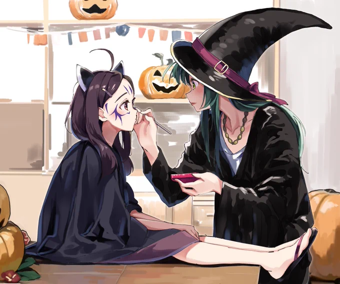 仮装シスターズ