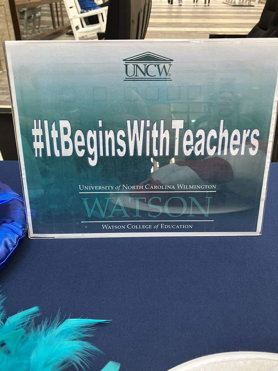 jbiserbryan's tweet image. Great day at the Future Teacher’s Conference @UNCWWatsonEd with our BCS Teacher Scholars!  #itbeginswithteachers @brunscoschools @TheCOAST10