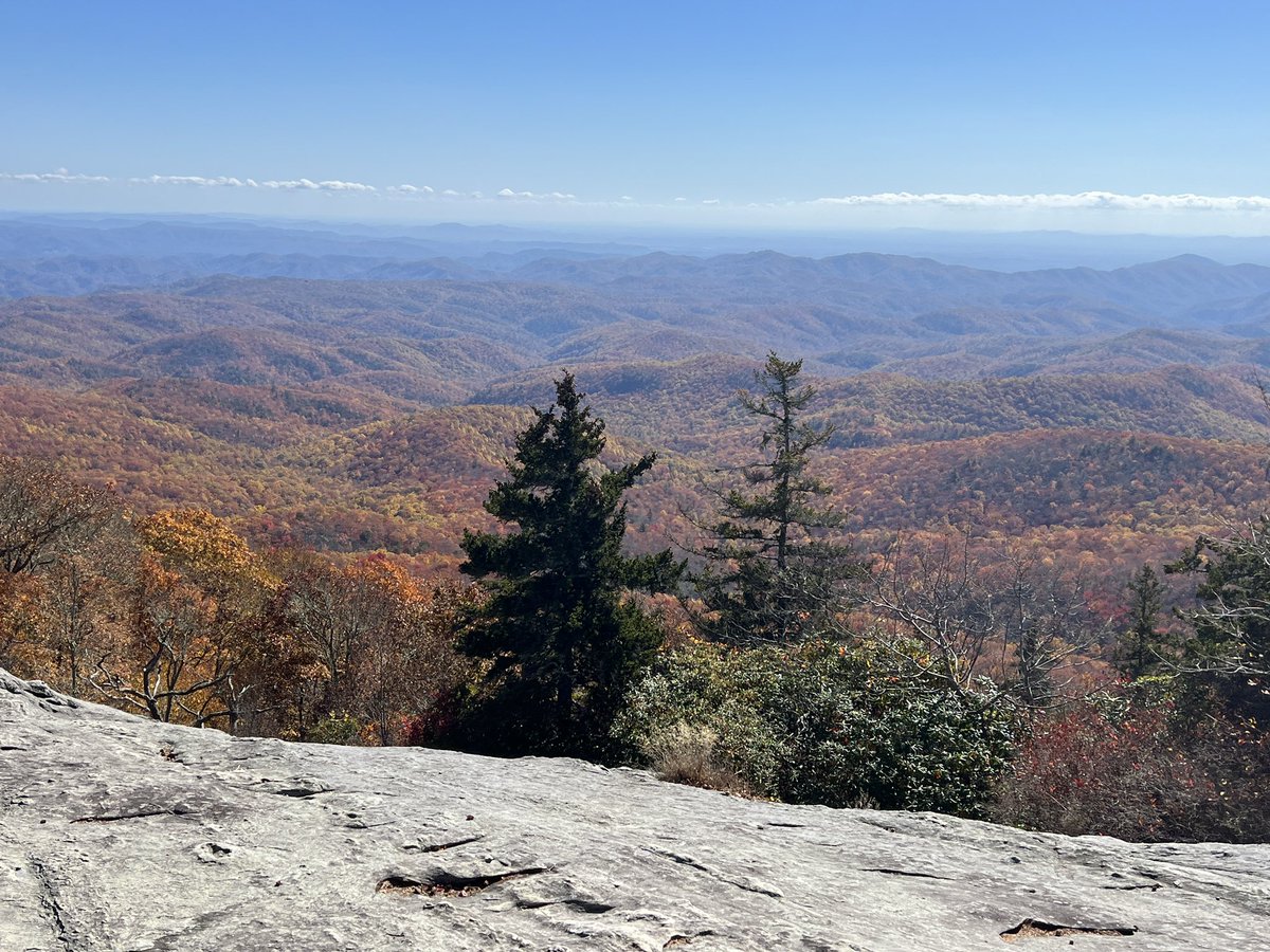 Pictures cannot capture the splendor of WNC fall foliage. “I’m so glad I live in a world where there are Octobers.” L.M. Montgomery #nctravel #ncwx #828isgreat #brp