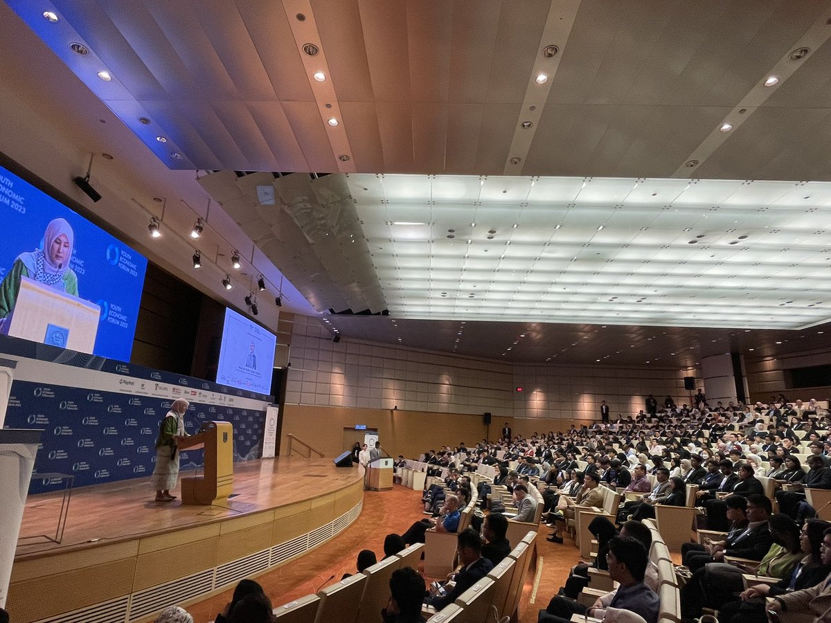 #YEF2023 Live update | 

Opening keynote address by Madam Nurul Izzah Anwar <a href="/n_izzah/">Nurul Izzah Anwar 🇲🇾 🌺</a> 

#YEF2023 #YouthEconomicForum #GrowingProsperity #WorkingTogether #RestoringMalaysia #PerdanaFellowAlumniAssociation #PFAA