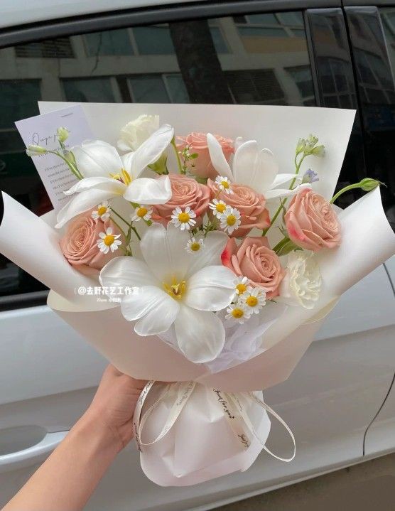 cqhaehyun's tweet photo. @sserapalais Selamat untuk comebacknya cantiik!! Semoga sukses dan juga lancar untuk promosinya~ jangan lupa jaga kesehatan juga yaa @kajuwha @manchaeyo @krrzuha @CHAEWONlT @chaaewont @euncdae 🩷
#PerfectNight_OutNow
#LESSERAFIM_PerfectNight https://t.co/RcylVmUJl0