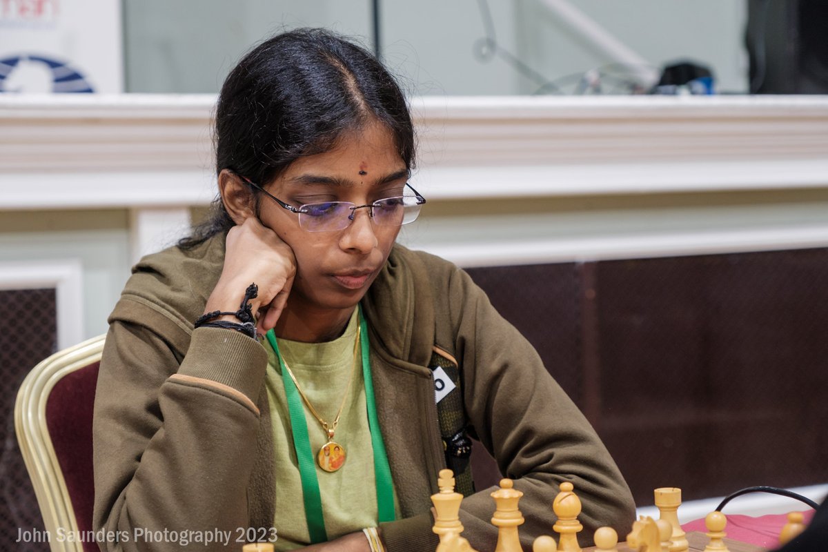 John Saunders tweet media